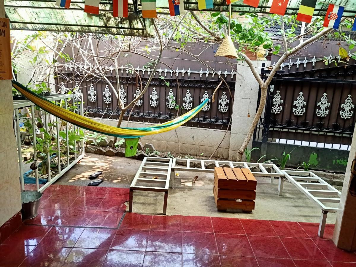 Deoplet Homestay & Gallery Yogyakarta Dış mekan fotoğraf