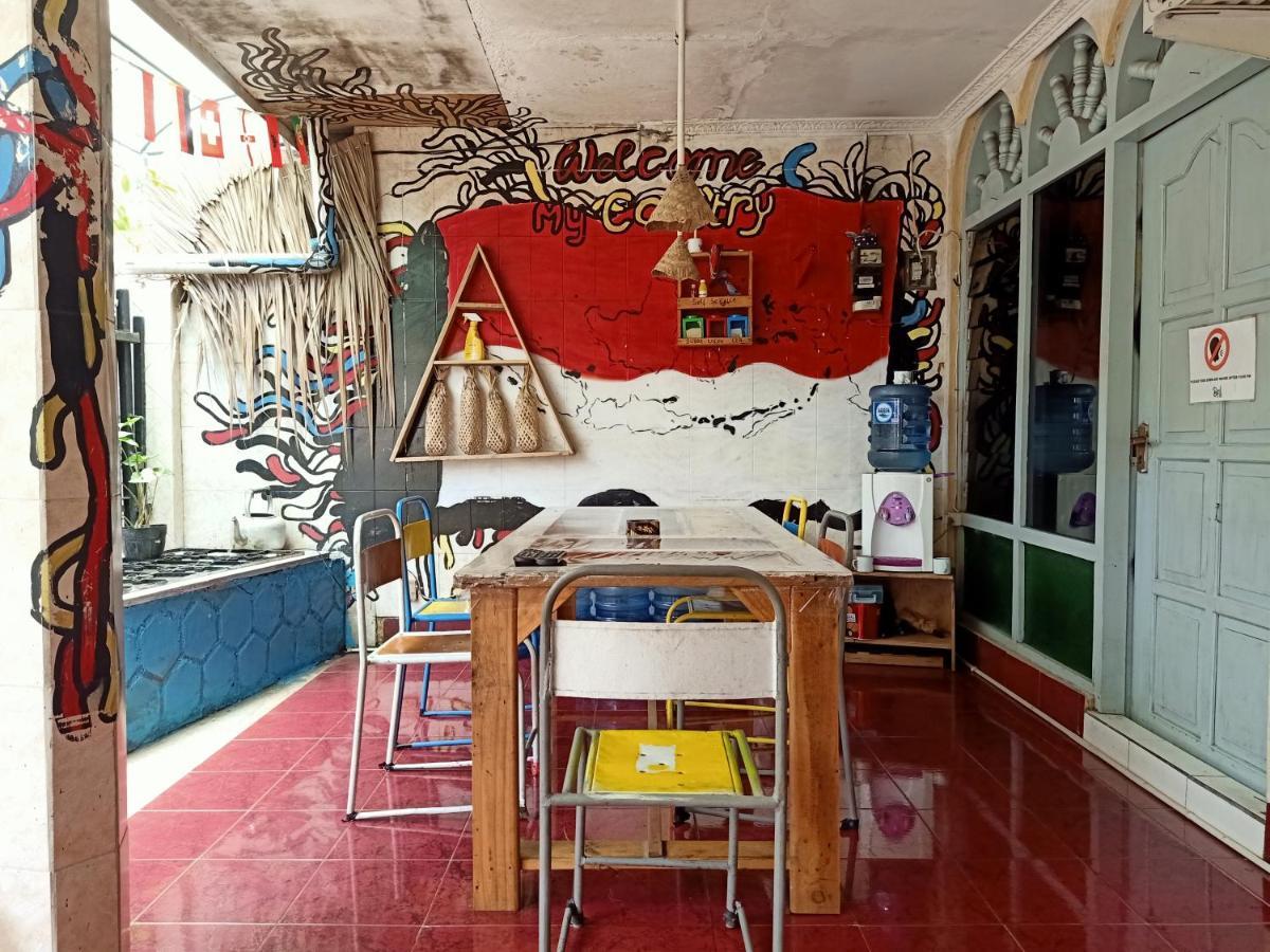 Deoplet Homestay & Gallery Yogyakarta Dış mekan fotoğraf