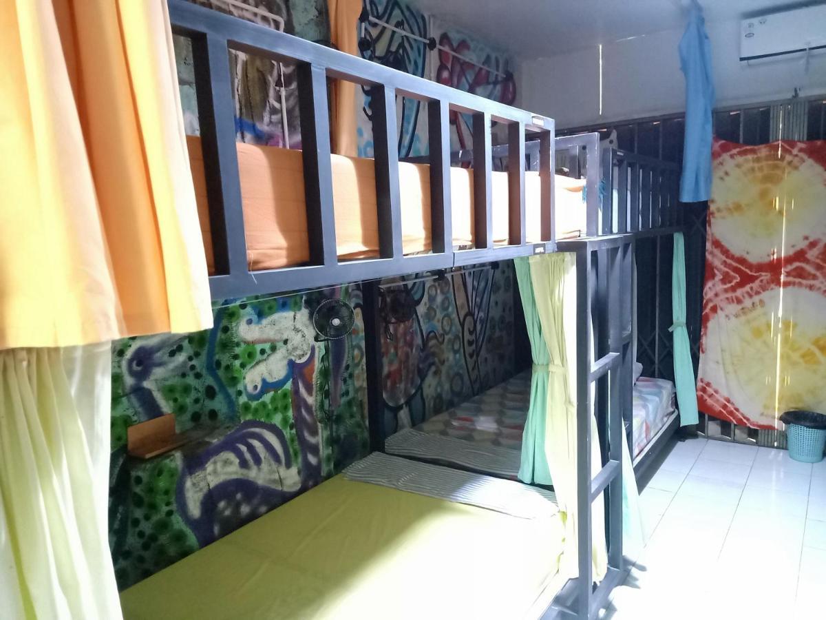 Deoplet Homestay & Gallery Yogyakarta Dış mekan fotoğraf